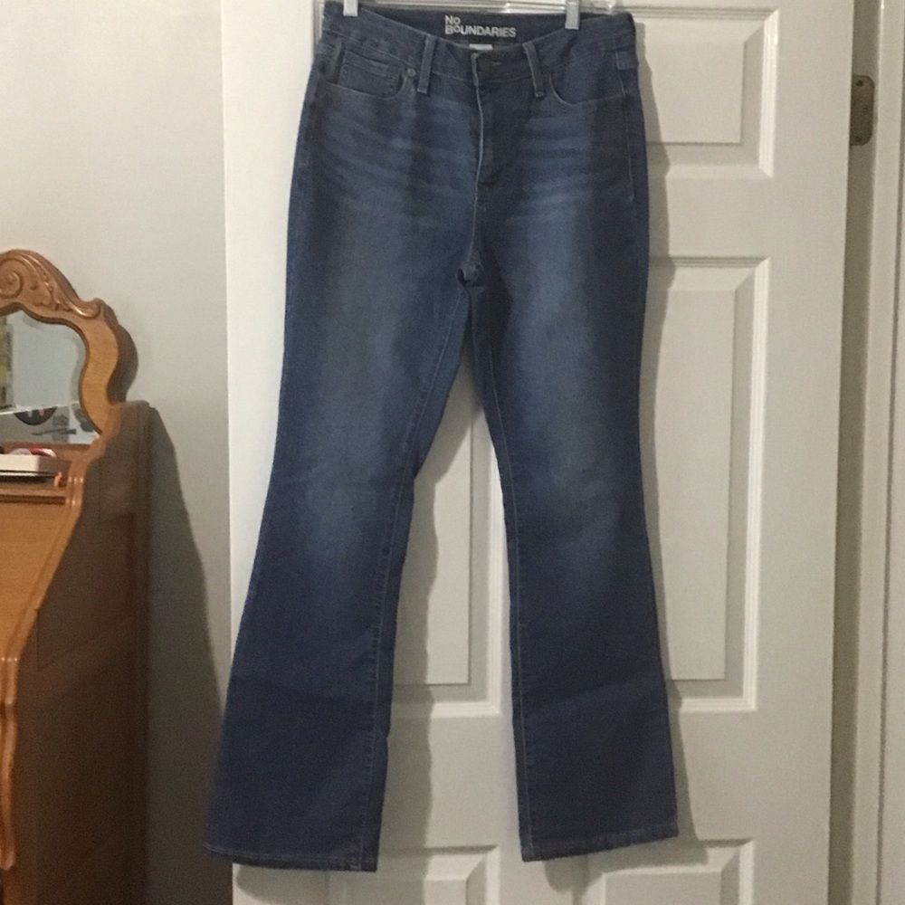 No Boundaries Women's Medium Blue Wide Leg Jeans
